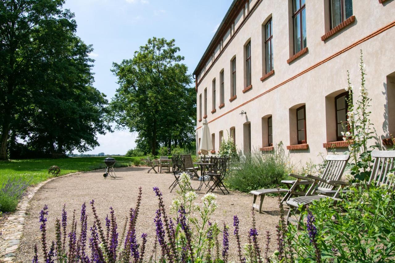 Ferienwohnung Gutshaus Zarchlin Barkhagen Exterior foto